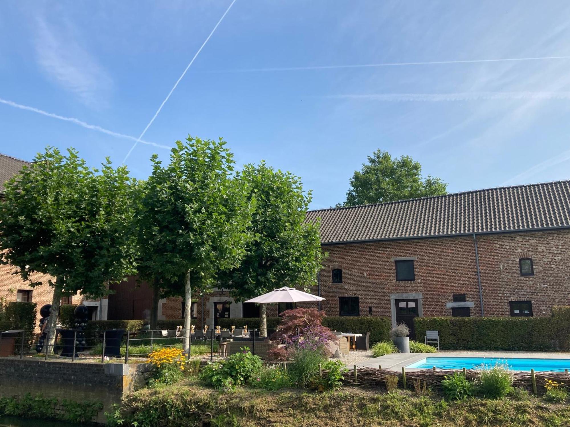 Bed and Breakfast De Ruttermolen Tongern Exterior foto